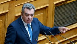 o-manos-konsolas-oristike-isigitis