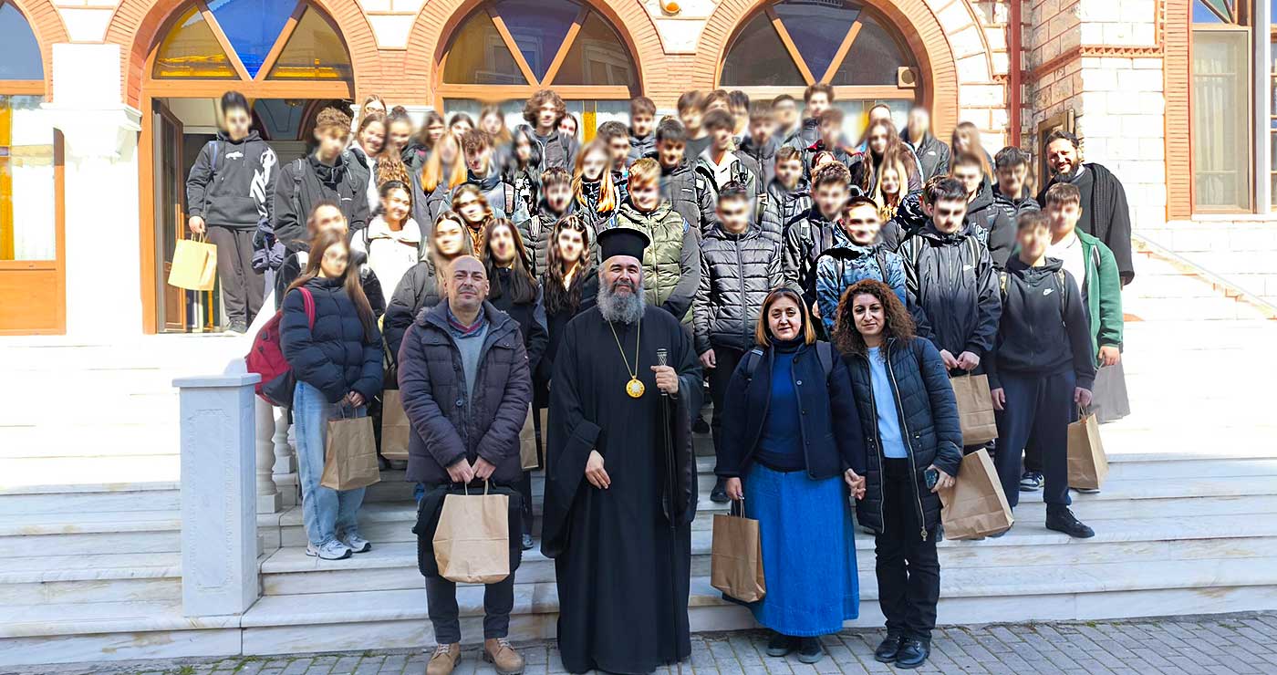 o-mitropolitis-irineos-sinantithike-ke