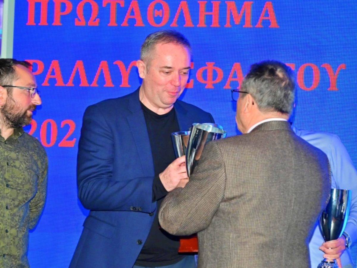 Ο οφθαλμίατρος Γιώργος Γεροδήμος βραβεύτηκε ως οδηγός της Formula 2!!!