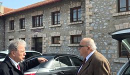 o-periferiarchis-ditikis-makedonias-mazi