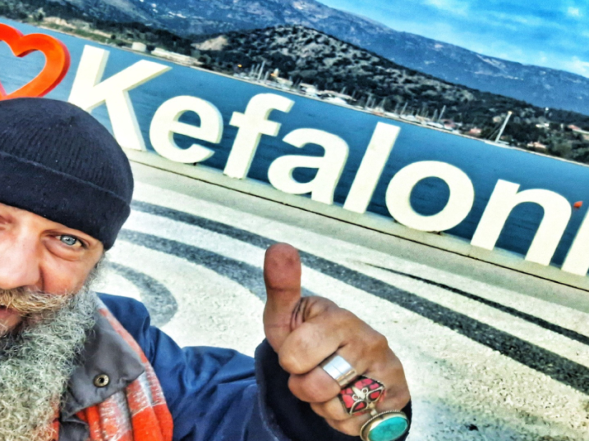 Ο «Πειρατής» του Piratologio στην Κεφαλονιά – Αναζητώντας τους κρυμμένους θησαυρούς του νησιού