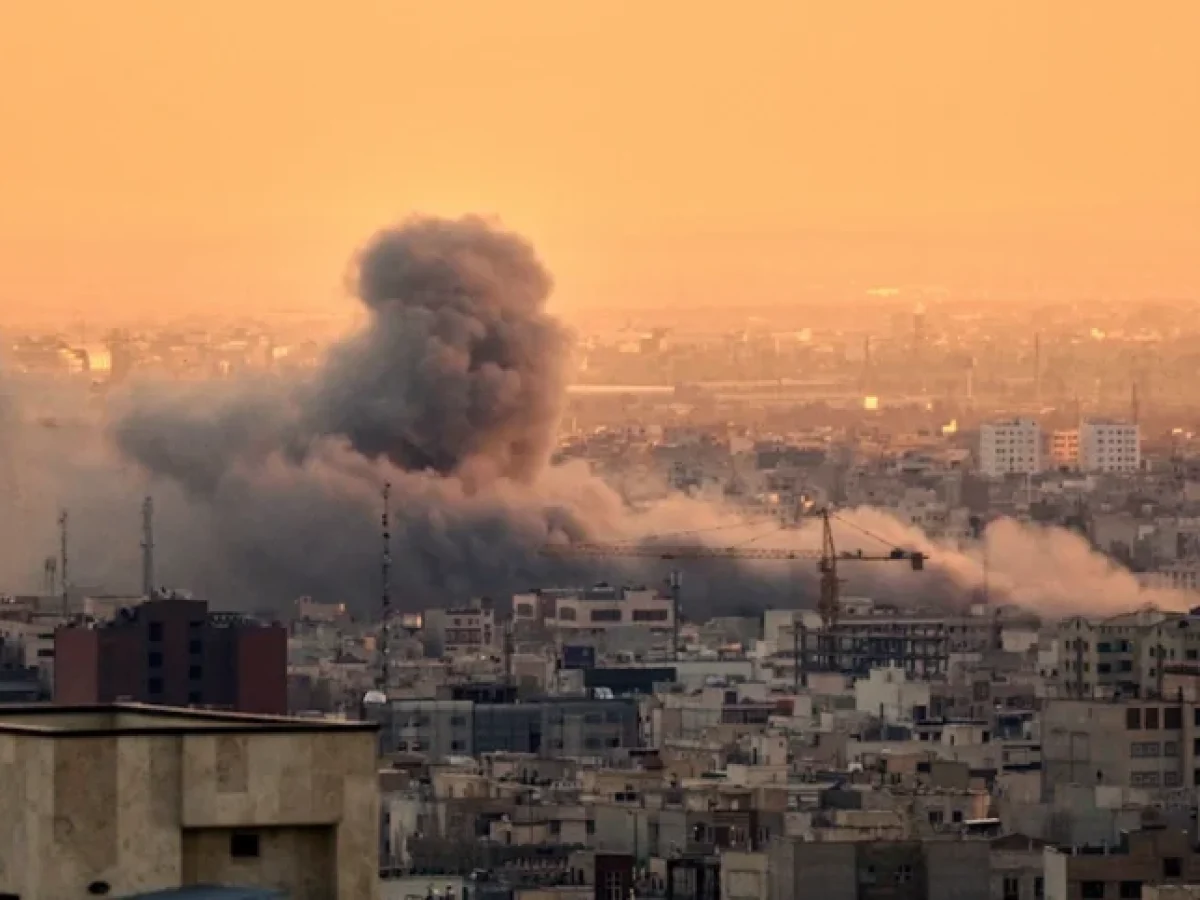 Ο πόλεμος στο Ιράν έκλεισε ένα μήνα – Και η Ελλάδα ήδη μετρά τις συνέπειες