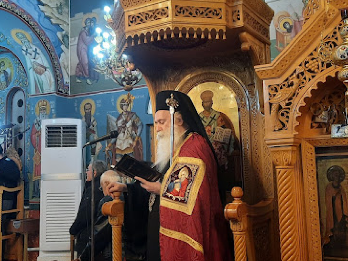 Ο ΣΕΒΑΣΜΙΩΤΑΤΟΣ ΜΗΤΡΟΠΟΛΙΤΗΣ ΜΑΣ κ. ΠΑΥΛΟΣ ΣΤΗΝ ΠΕΡΑΧΩΡΑ ΓΙΑ ΤΗΝ ΑΚΟΛΟΥΘΙΑ ΤΩΝ Δ΄ ΧΑΙΡΕΤΙΣΜΩΝ! (ΒΙΝΤΕΟ)