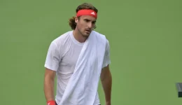 o-stefanos-tsitsipas-ipochorise-sto