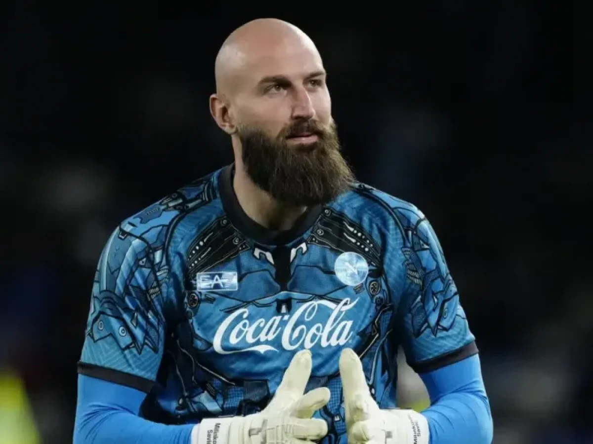 Ο τερματοφύλακας που καρφώνει σαν σταρ του NBA – Έχει το μπόι, έχει και τη χάρη