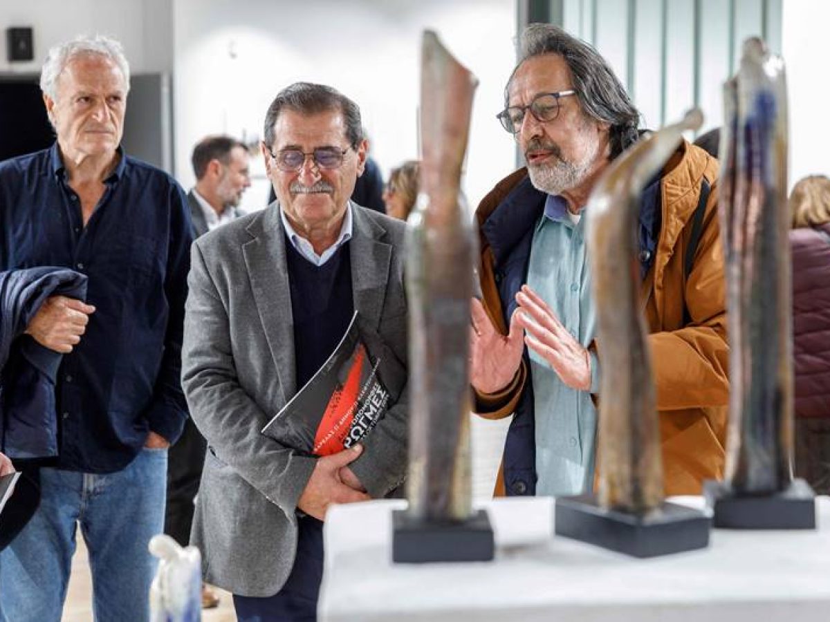 Ο Τίμος Χατζηλαγός στην έκθεση «Ανθρωπόμορφες Ρωγμές +» στην Αγορά Αργύρη της Πάτρας