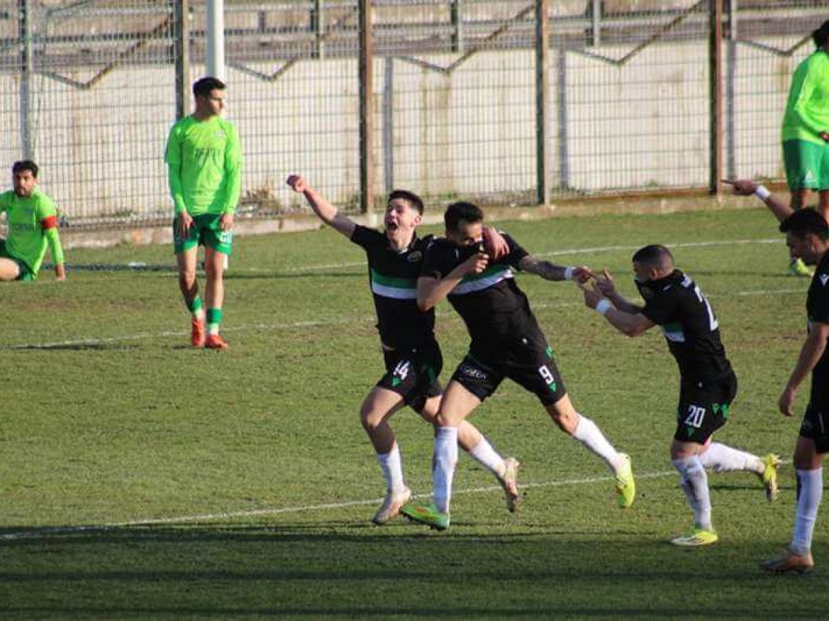 Ολική ανατροπή και πρόκριση στον ΤΕΛΙΚΟ!!!!! Ο Πανθρακικός ξέρανε με 4-1 τον Γιούχτα και θα παίξει για το Κύπελλο με τα Τρίκαλα