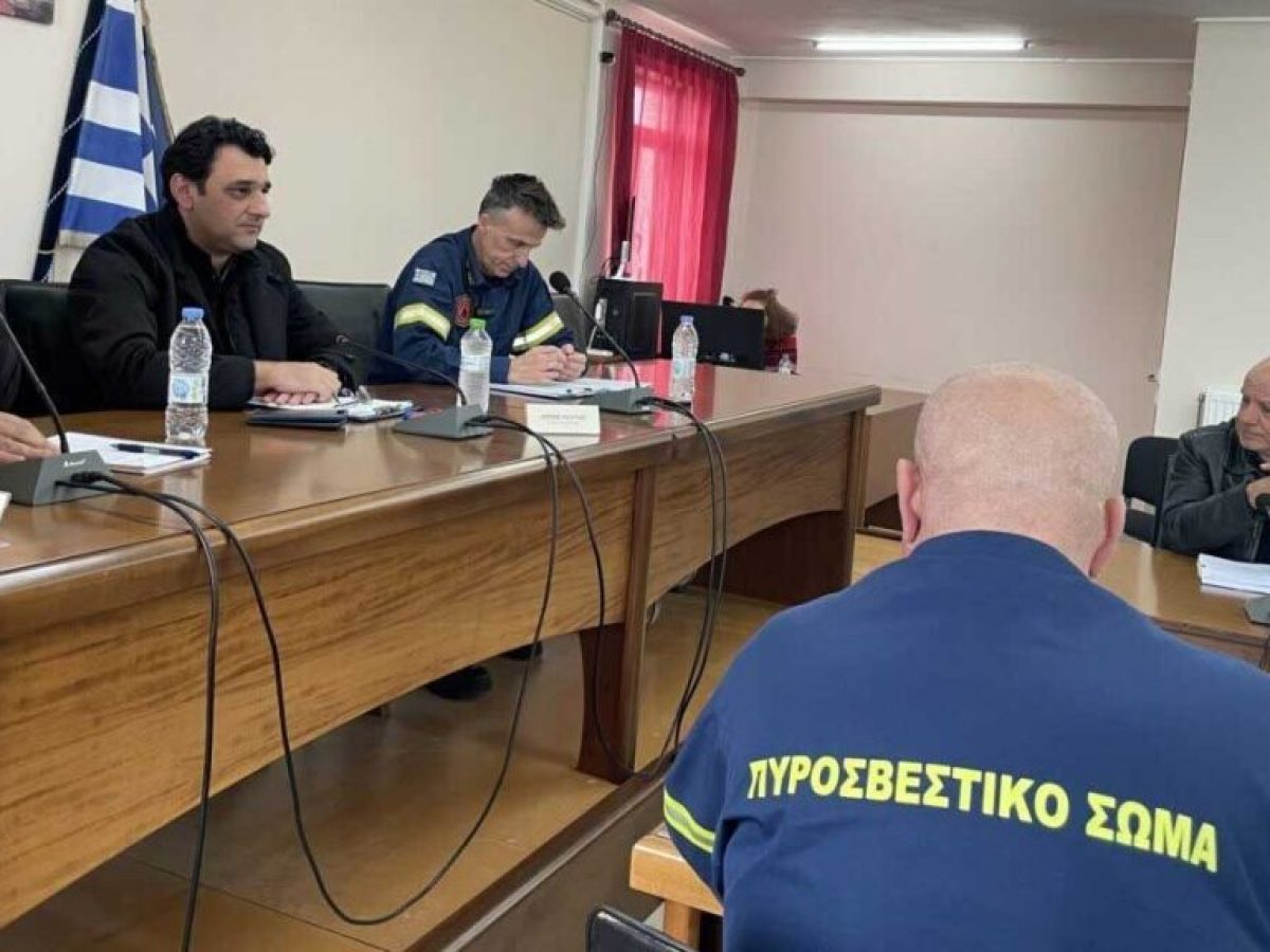 Ολοκληρώθηκε η ενημερωτική εκδήλωση του Δήμου Κύμης – Αλιβερίου και της Πυροσβεστικής Υπηρεσίας