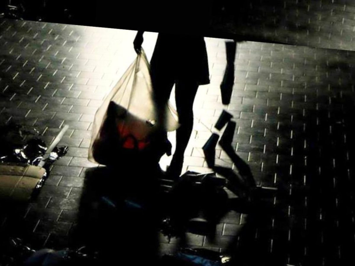 ΟΜΝΙΑ: Εργαστήριο θεάτρου και Performance