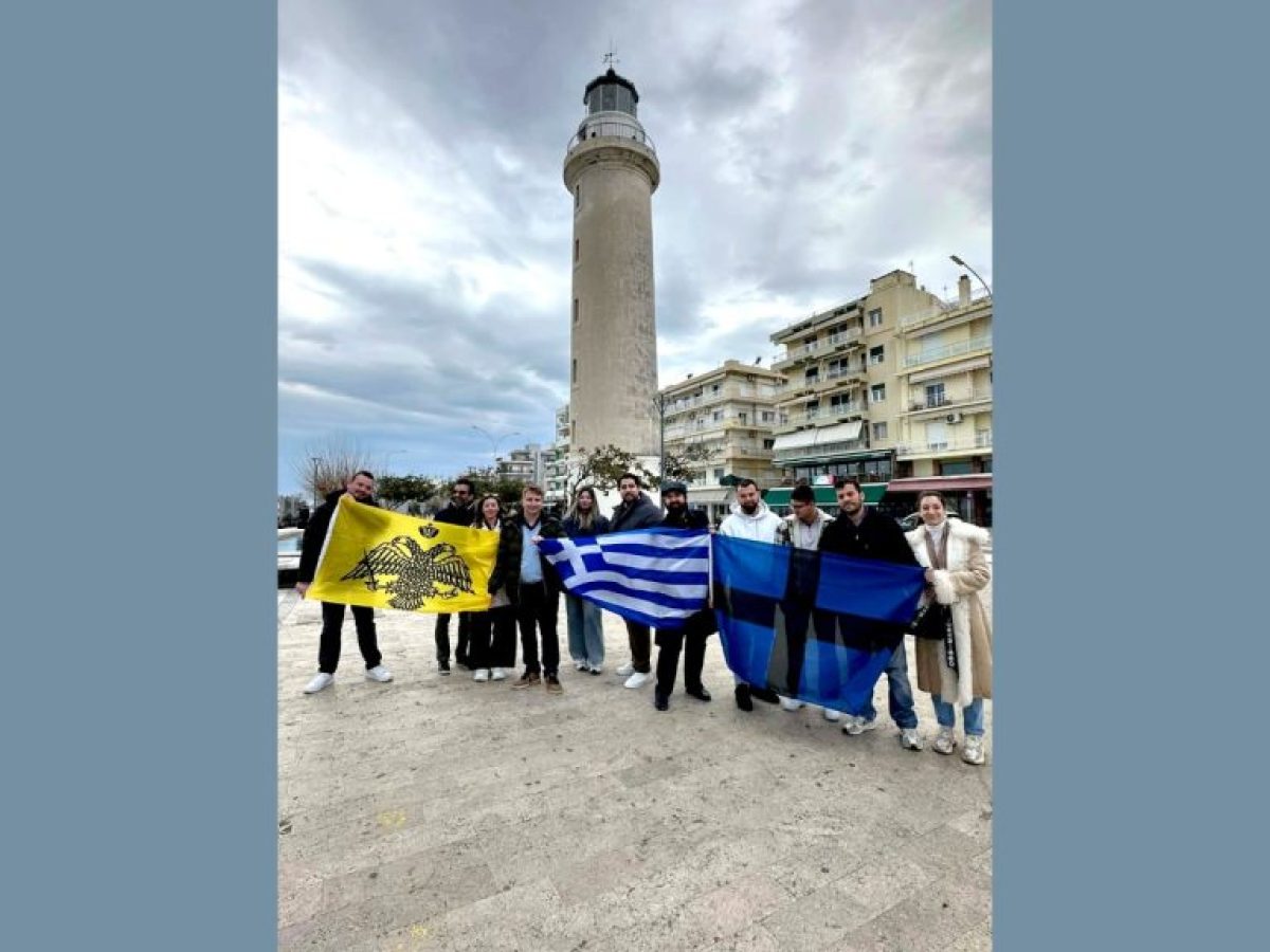 ΟΝΝΕΔ Έβρου: Αντικατέστησε φθαρμένες σημαίες σε σχολεία και εκκλησίες