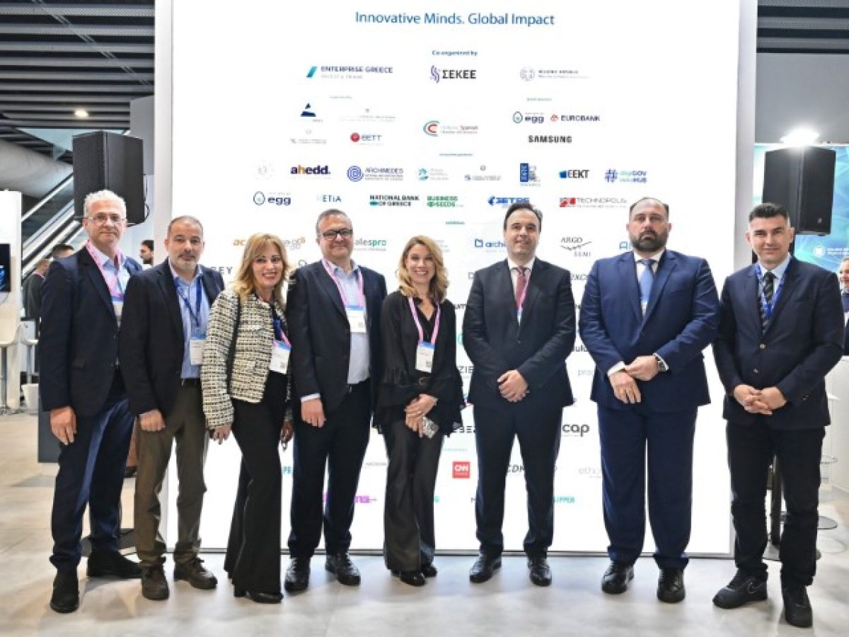 Όσα έκανε ο Παπαστεργίου στη Βαρκελώνη για Τεχνητή Νοημοσύνη και νέες τεχνολογίες