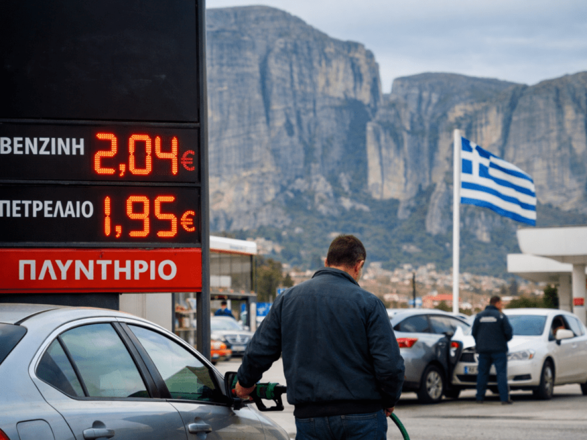 Πάνω από 2 ευρώ η βενζίνη στα Τρίκαλα