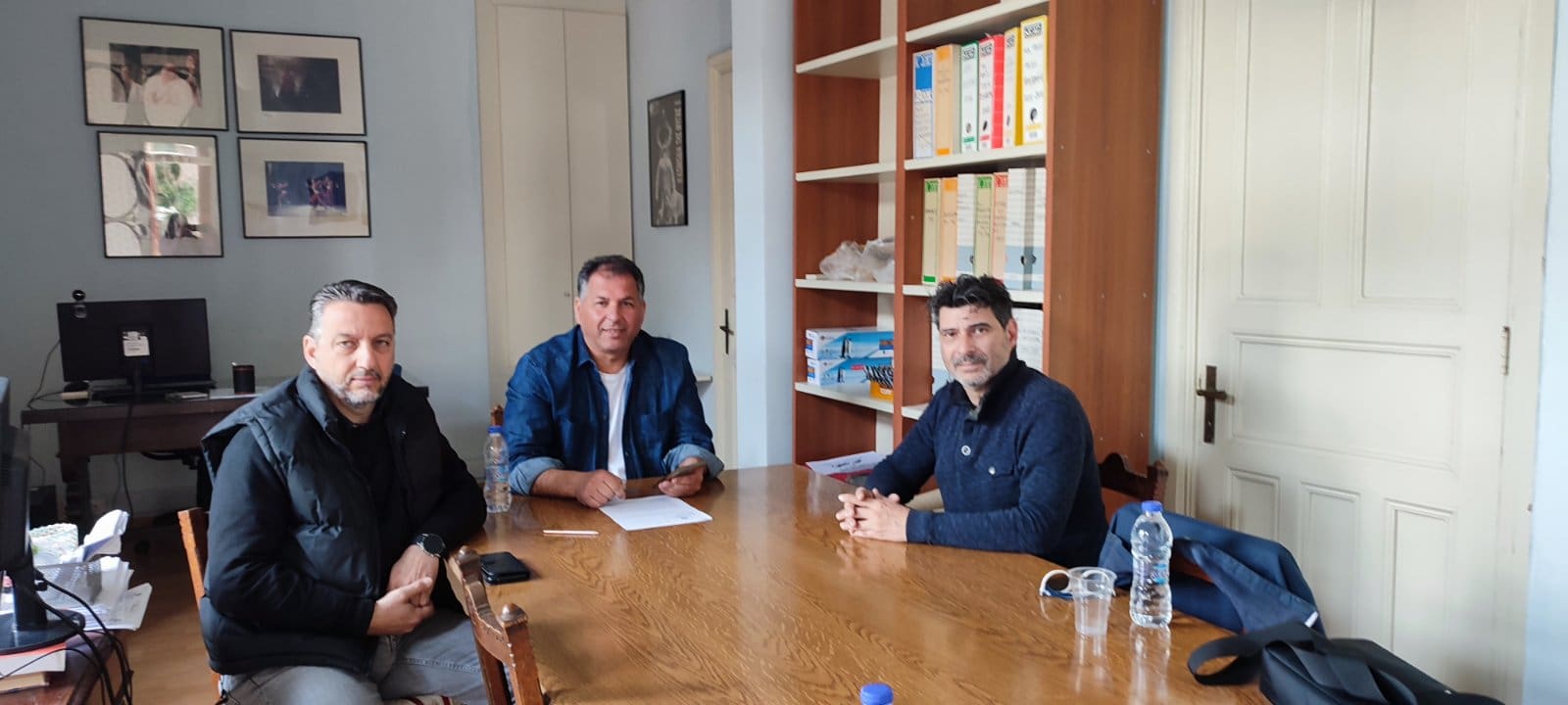 paratasi-orariou-litourgias-katastimaton-kathe