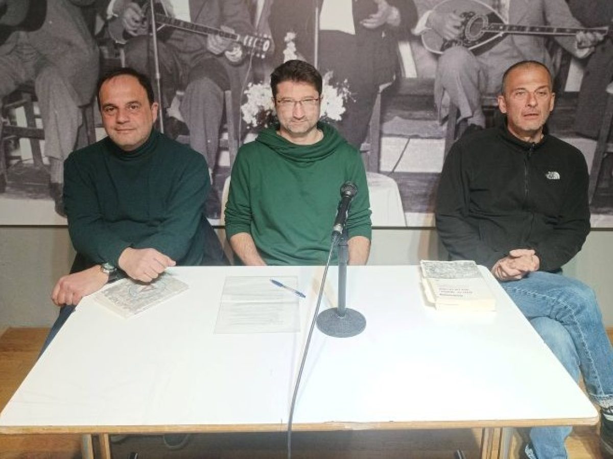 Παρουσίαση του βιβλίου “Ταξιαρχία Ιππικού του ΔΣΕ” στο μουσείο Τσιτσάνη