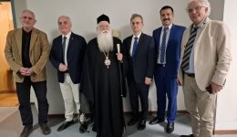 parousiastike-ston-volo-to-neo
