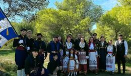 paschalino-Bazaar-me-skopo-apo-1