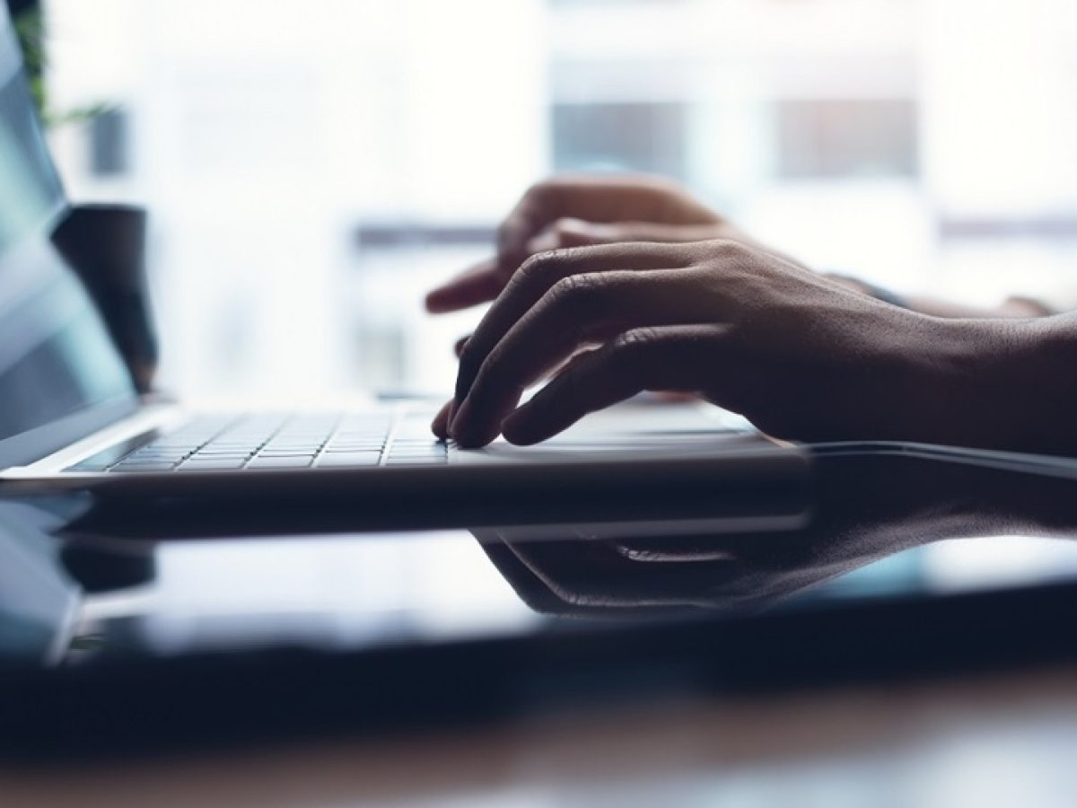 Πάτρα: Έφοδος της ΕΛ.ΑΣ σε σπίτι συνταξιούχου γιατρού για υλικό παιδικής πορνογραφίας