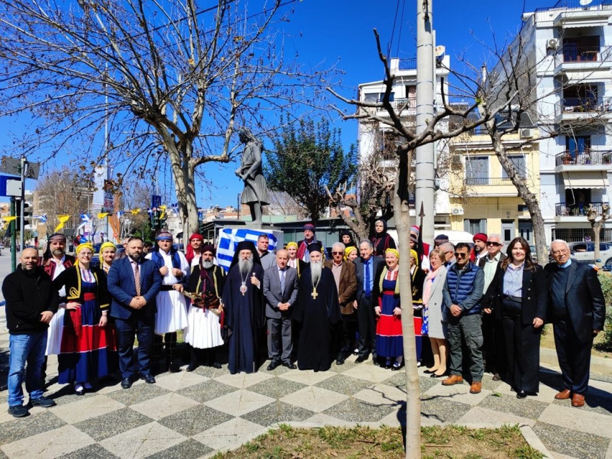 Πάτρα: Επετειακή εκδήλωση για την 25η Μαρτίου στην πλατεία Γιαννιά (φωτο)