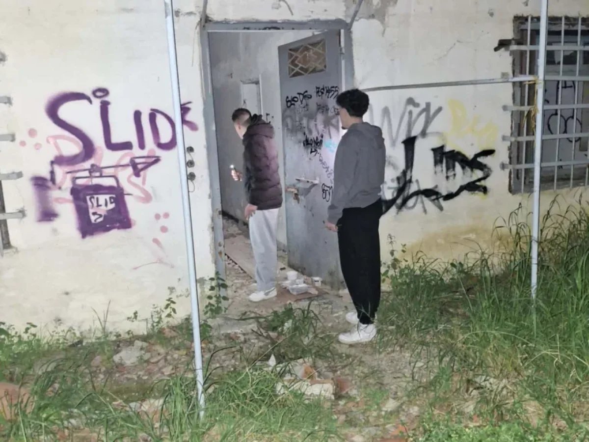 Πάτρα: Κυνήγι με το μεταφυσικό σε ακατοίκητες οικοδομές στο Δασύλλιο ΦΩΤΟ