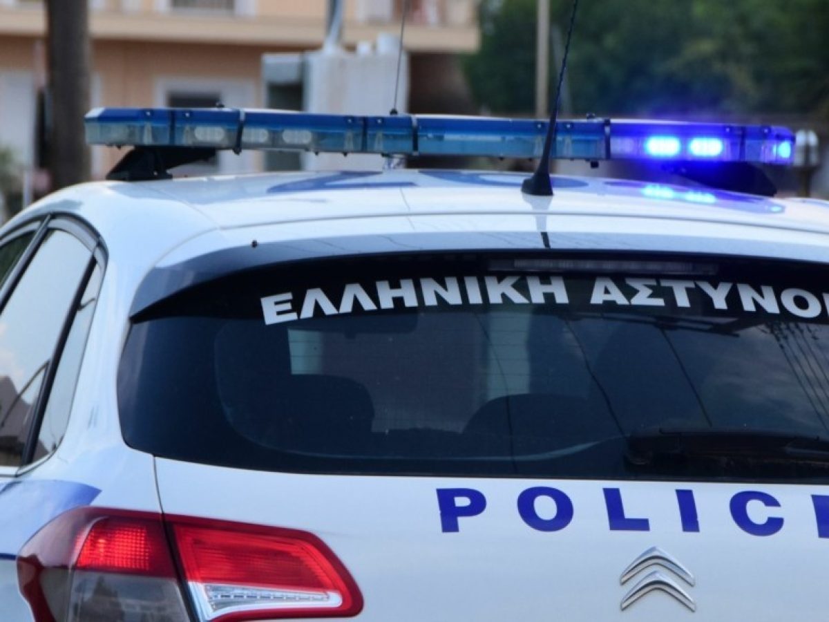 Πάτρα: Τον πλάκωσε στο ξύλο με την μαγκούρα!