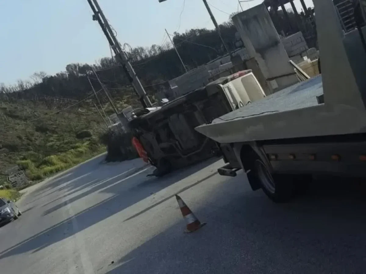 Πάτρα: Ανατροπή οχήματος στη ΒΙΠΕ, τυχερός μέσα στην ατυχία του ο οδηγός