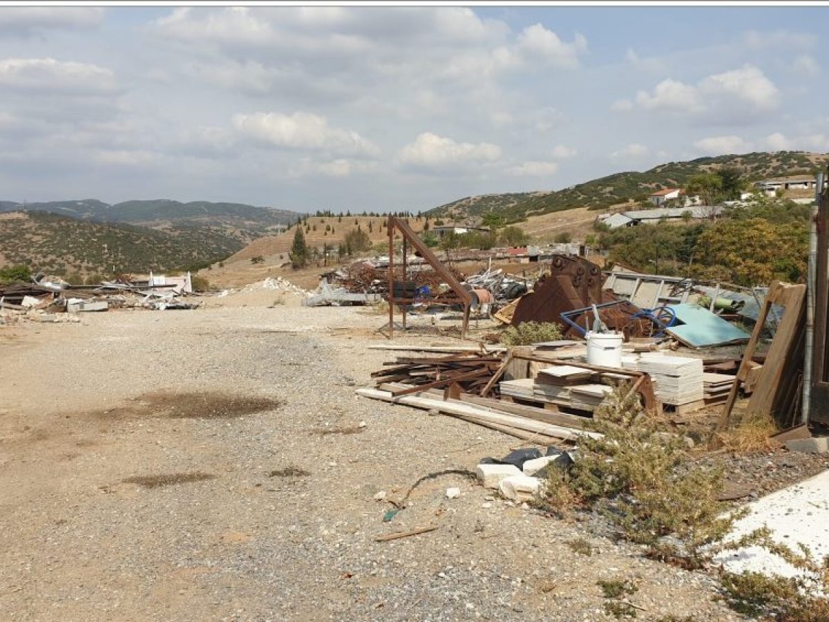 ΠΕΔΚΜ: Συνεργασία με την Περιφέρεια με στόχο την αυστηροποίηση της νομοθεσίας για την παράνομη απόθεση μπαζών και ογκωδών στις πόλεις