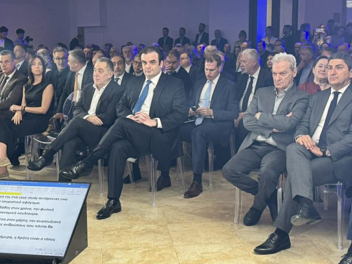 Πιερρακάκης: Το αεροδρόμιο του Ηρακλείου μπορεί να εξελιχθεί σε ένα «μικρό Ελληνικό»