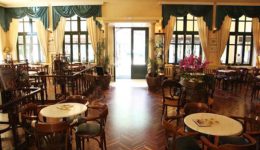 pikro-kafe-servire-i-parataxi