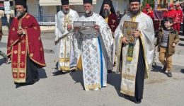 pirgos-litania-tis-timias-chiros