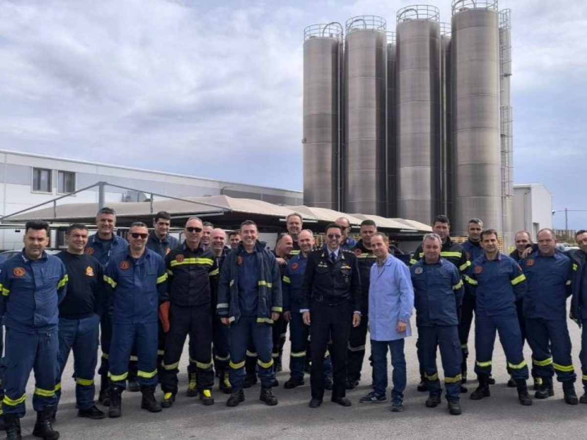 Πυροσβεστική Υπηρεσία Ναυπάκτου: Ενημερωτικές συναντήσεις σε εργοστάσια της περιοχής