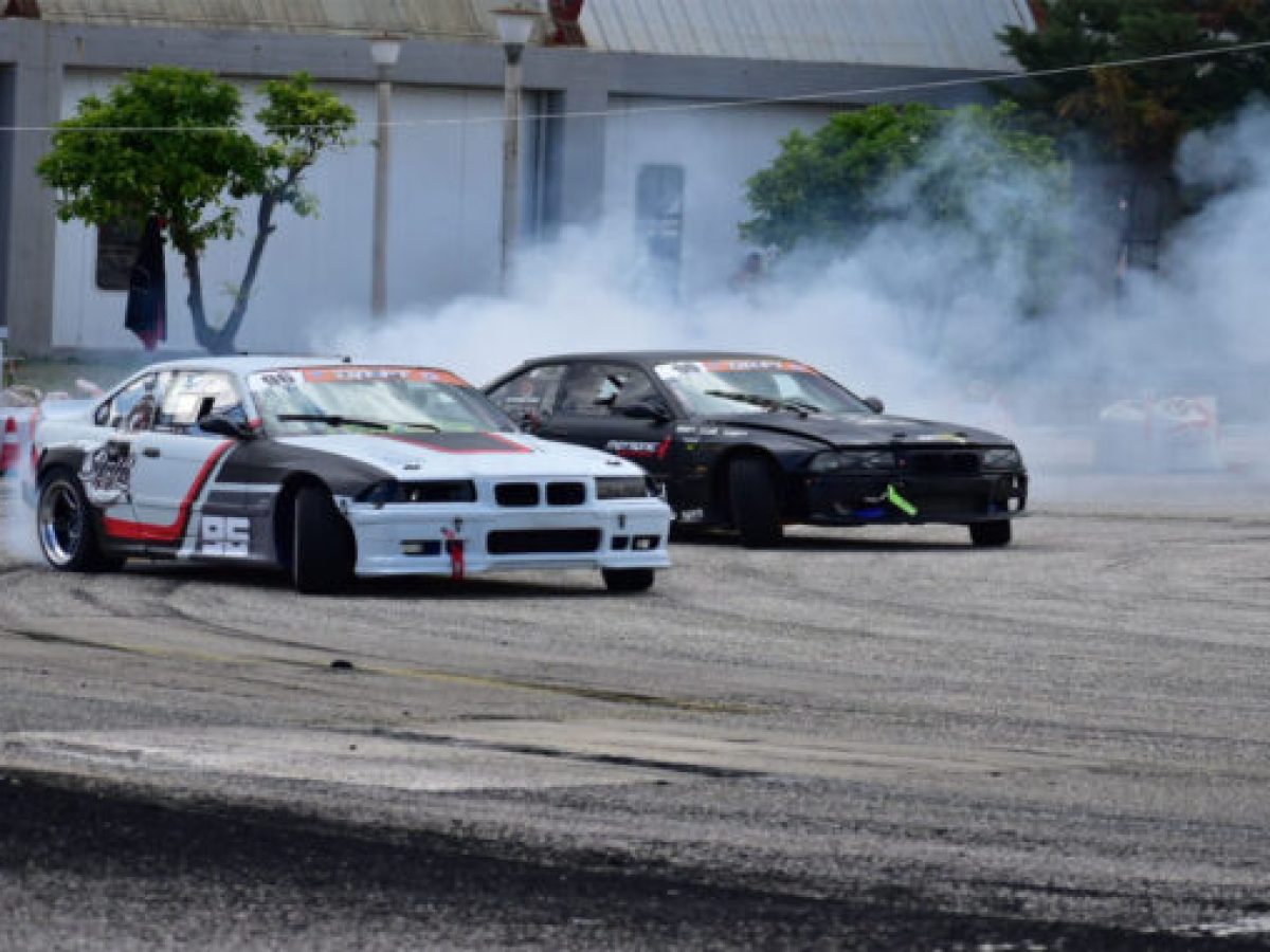 Πλούσιο θέαμα στο Πανελλήνιο Drift στον Μαραθώνα – Συνεχίζεται σήμερα ο αγώνας