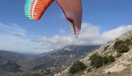 polichroma-alexiptota-plagias-ston-ourano-1