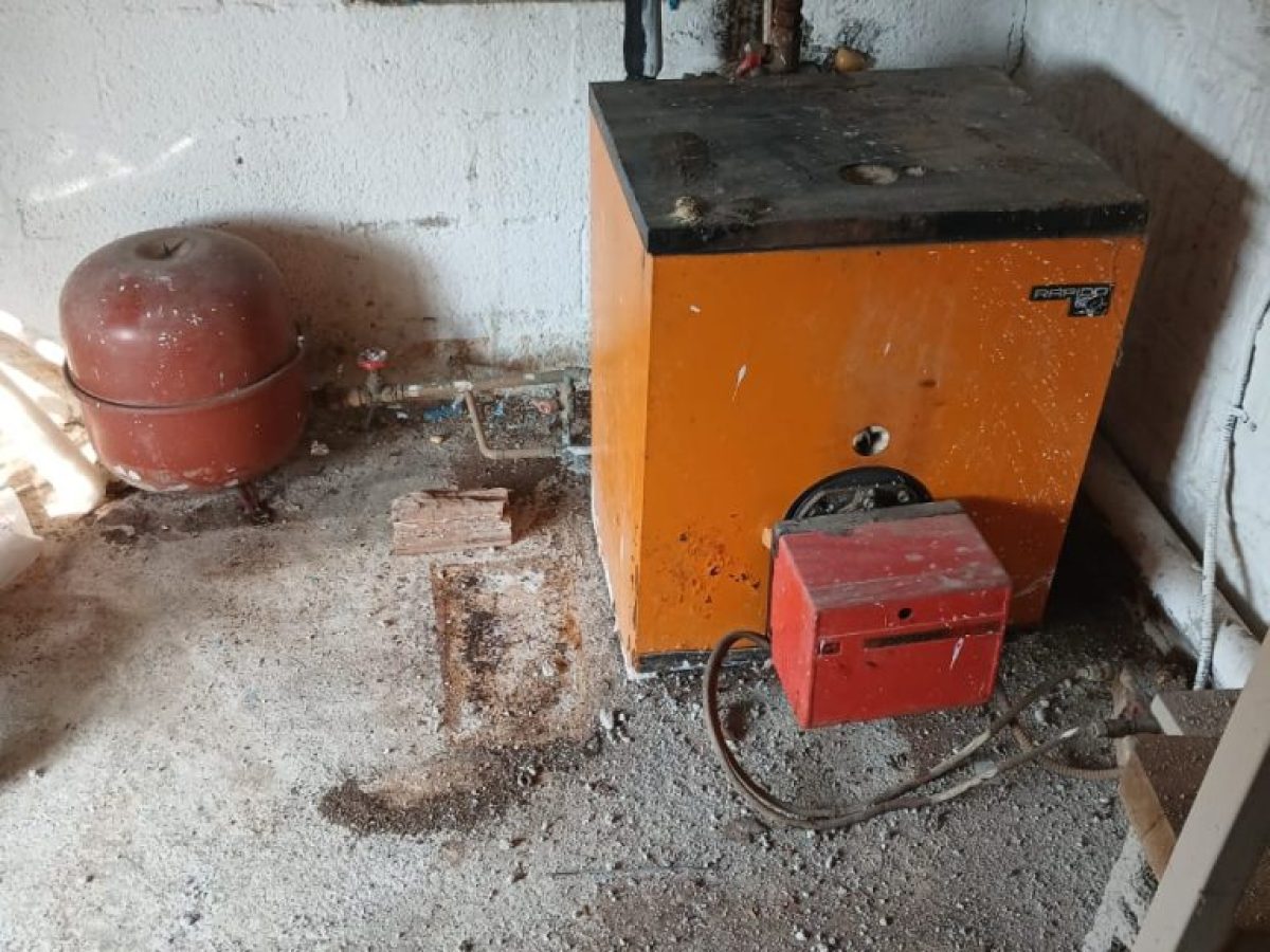 ΠΩΛΕΙΤΑΙ: Πλήρες Σετ Κεντρικής Θέρμανσης (Λέβητας Rapido – 30.000 Kcal)