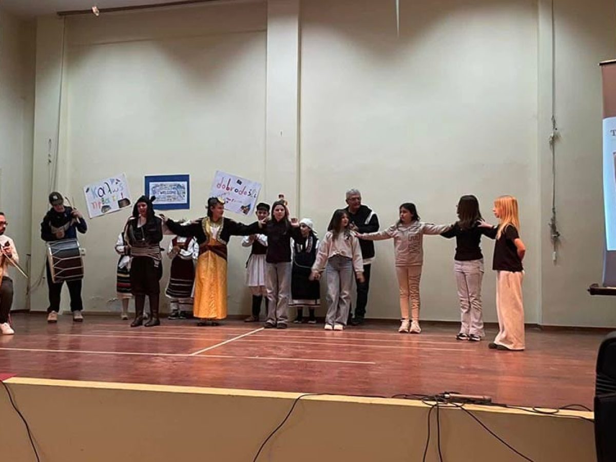 Ποντιακή φιλοξενία στον Περδίκκα: Μαθητές από την Κροατία γνώρισαν την παράδοση του Πόντου