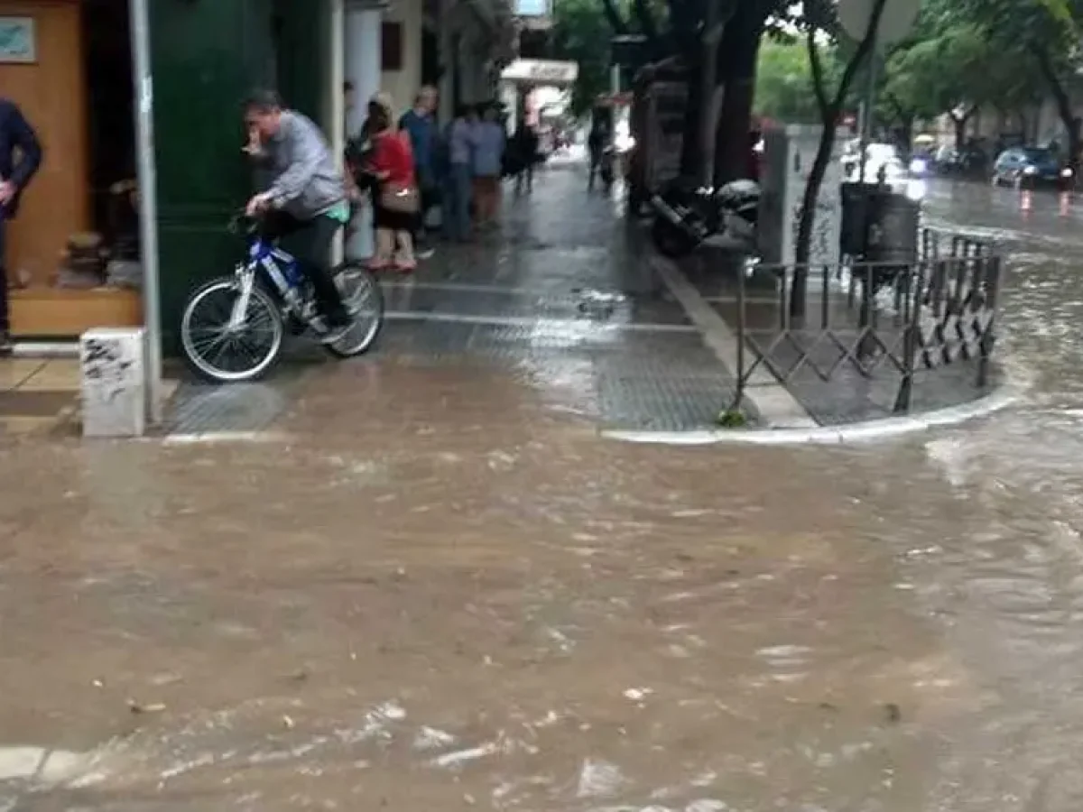 Πώς απαντά η διοίκηση της Περιφέρειας στα σενάρια αύξησης των πλημμυρών στη Θεσσαλονίκη μέχρι το 2033;