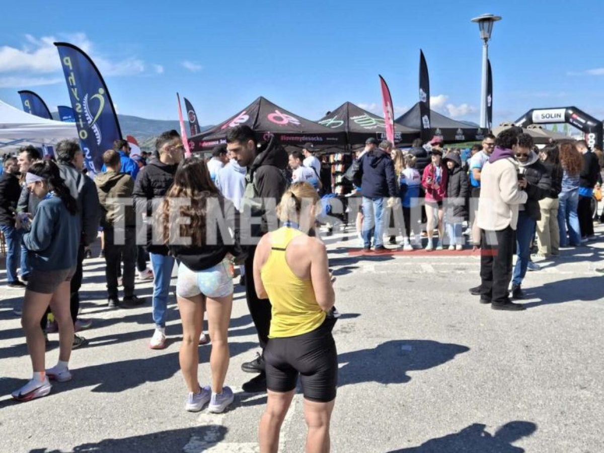 «Ποτάμι» δρομέων κατέκλυσε τον Βόλο: Ιστορικό ρεκόρ στον 10ο Ημιμαραθώνιο (ΦΩΤΟ)