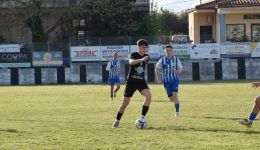 premiera-me-ntermpi-korifis-sta-2