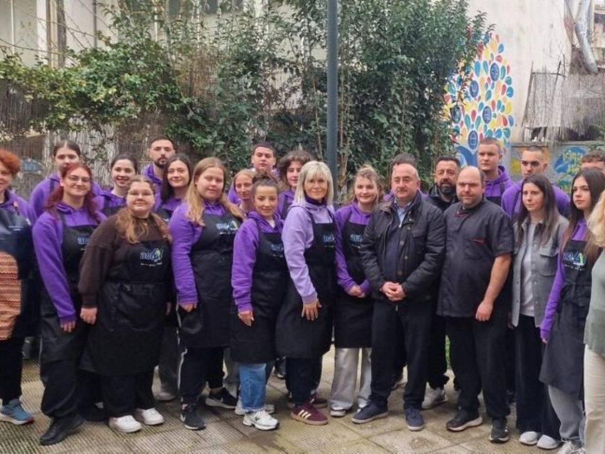 Προσφορά αλληλεγγύης στις κοινωνικές δομές Δ. Τρικκαίων από την ομάδα Act4v