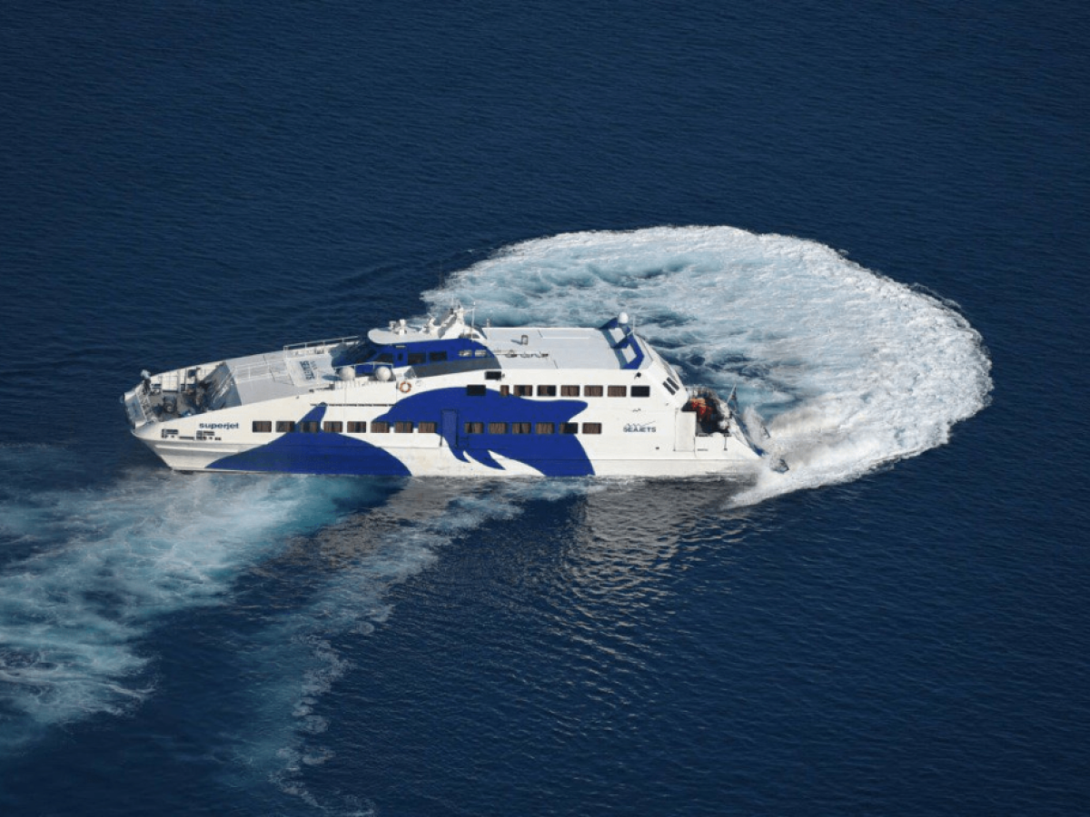 Πρώτο δρομολόγιο ταχύπλοου στις Κυκλάδες – Ξεκινήσε η νέα σεζόν