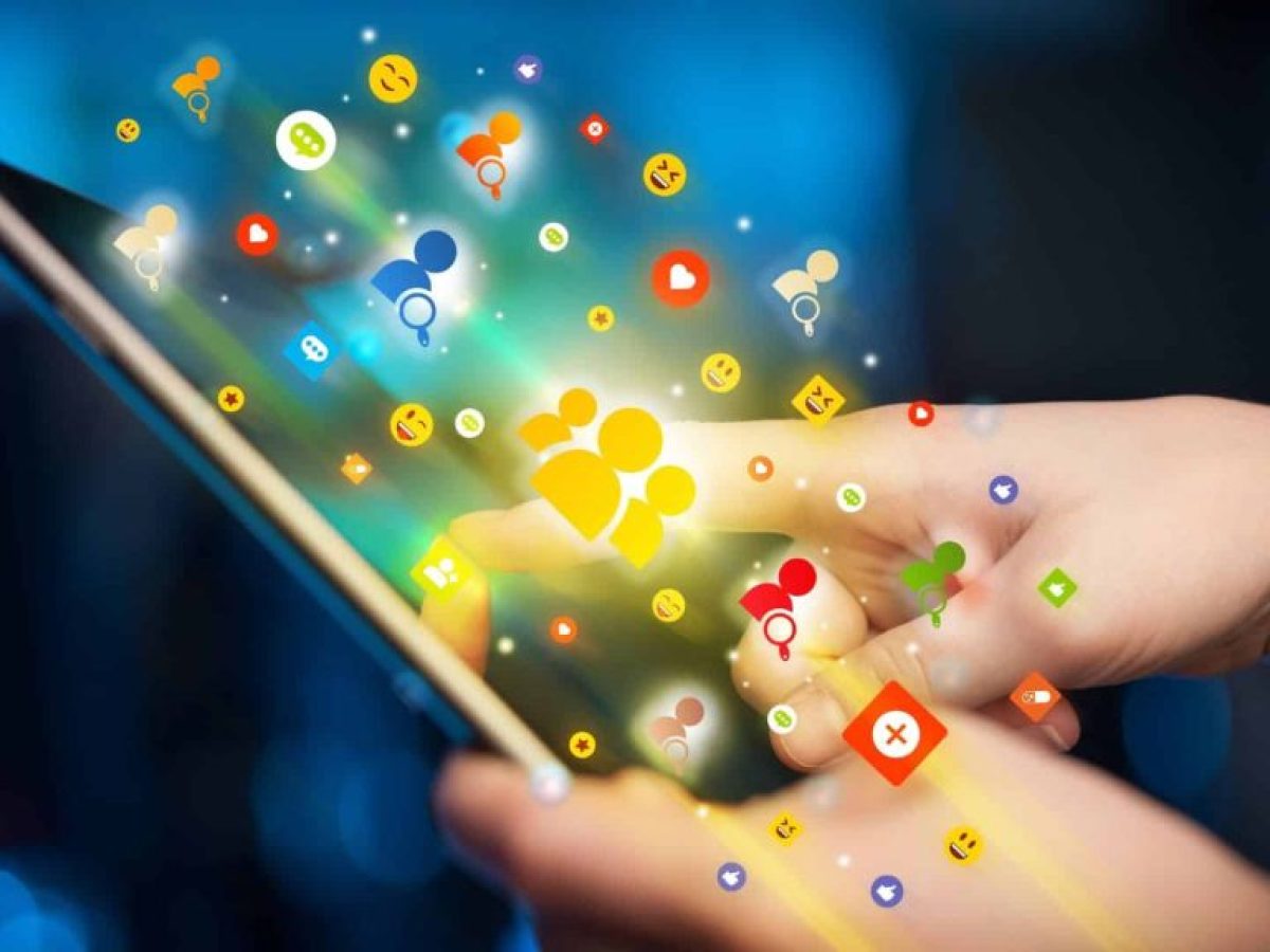 Ψηφιακή κληρονομιά: Τι συμβαίνει με τα social media, τα e-mail και τα online περιουσιακά στοιχεία για όσους φεύγουν από τη ζωή