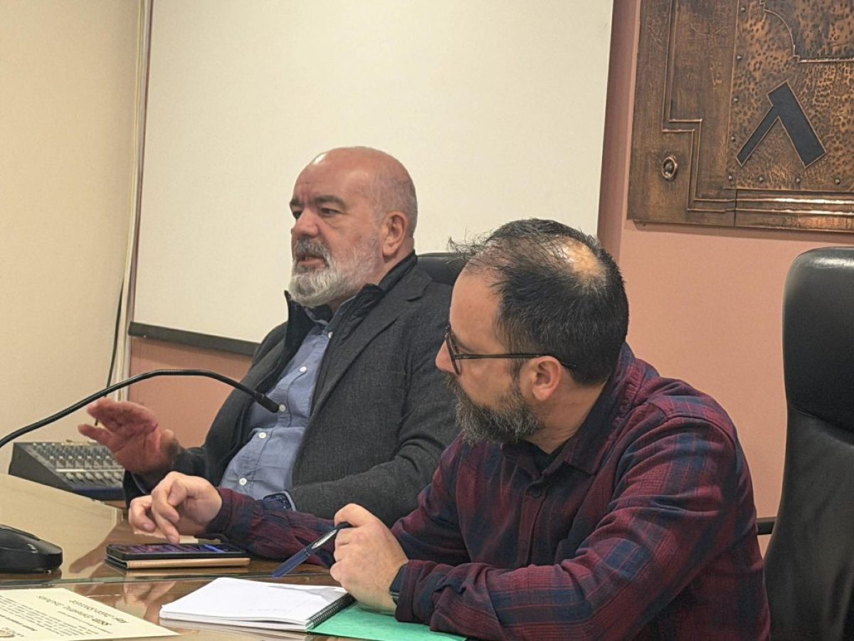 ΠΑΣΟΚ Λάρισας: Ανοιχτή συνεδρίαση στο Επιμελητήριο (ΒΙΝΤΕΟ-ΦΩΤΟ)