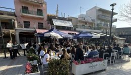 rafina-to-Αspro-gidi-stirizi-1