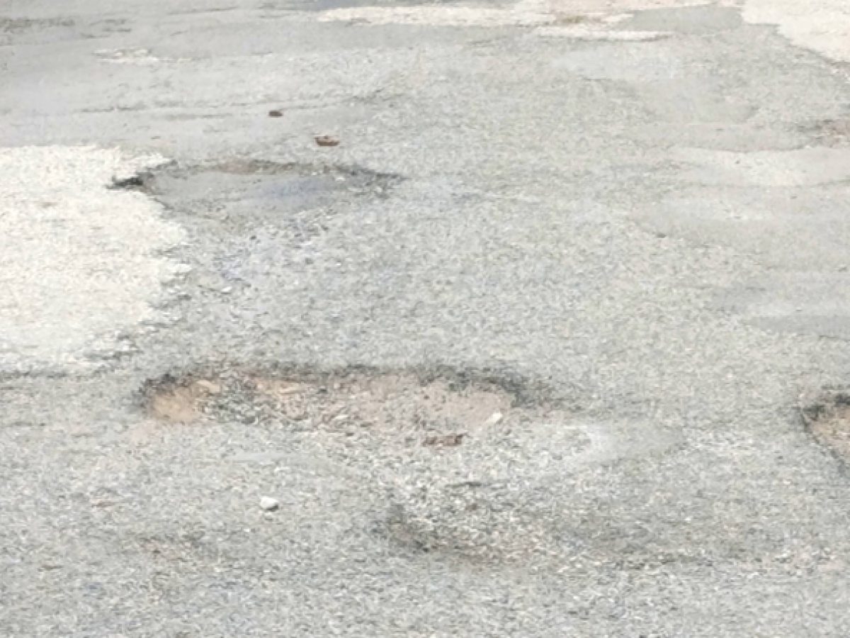 Ραφήνα: Βομβαρδισμένο τοπίο η Λεωφόρος Δροσιάς – Ανάκτηση των κατοίκων! (φωτό)