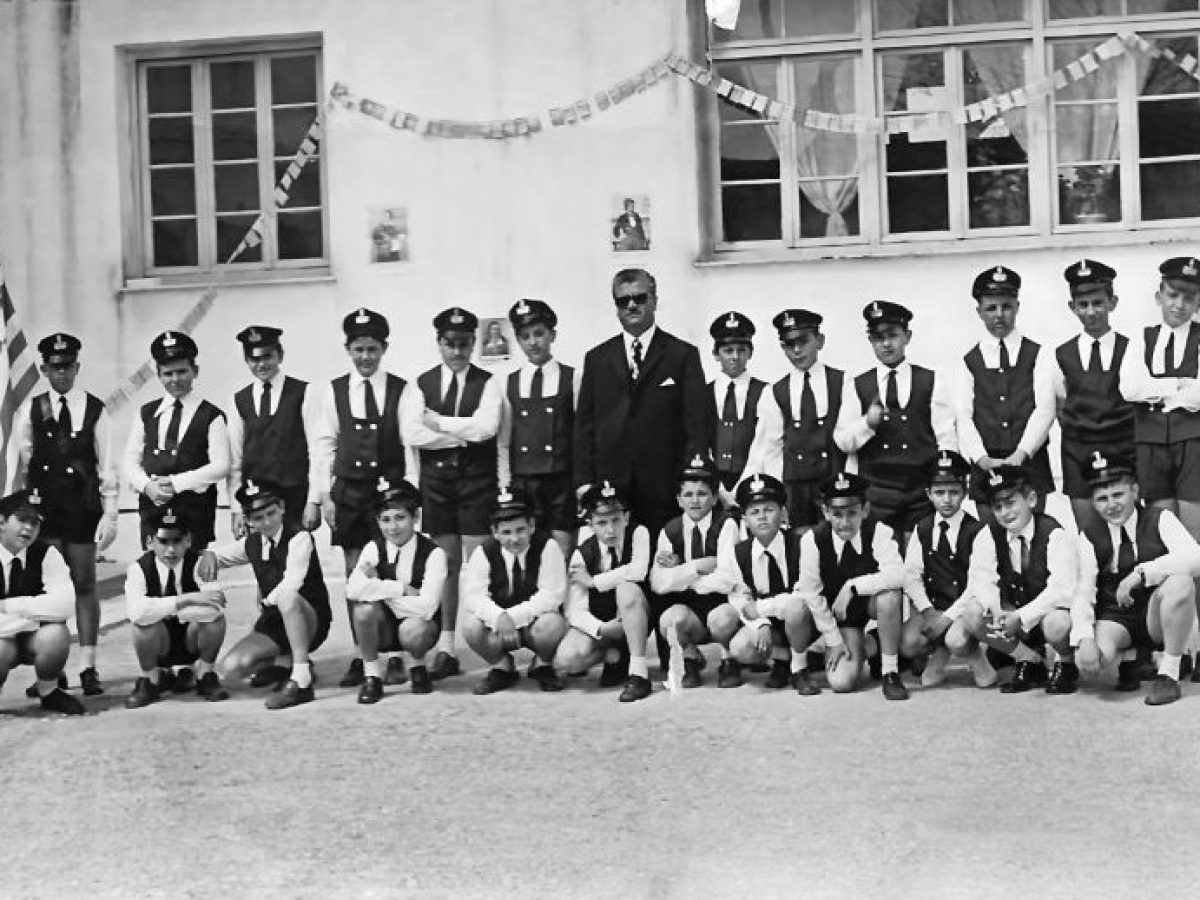 Ρετρό: Η ΣΤ΄τάξη του 3ου Δημοτικού σχολείου Τρικάλων στις 25 Μαρτίου 1974