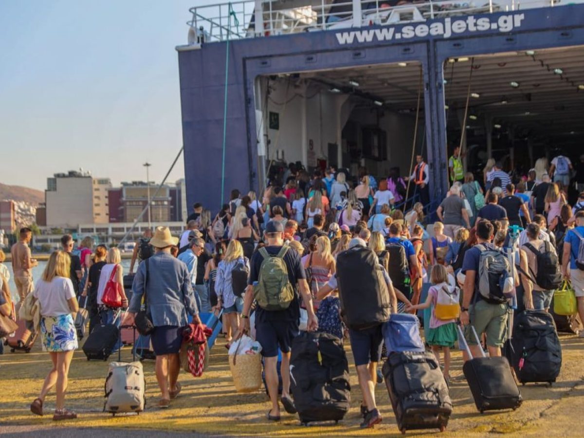 Ρόδος: Τα πρώτα σύννεφα στον τουρισμό λόγω πολέμου – Ακυρώσεις σε κρουαζιέρες και κρατήσεις