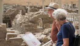 santorini-therino-orario-litourgias-se