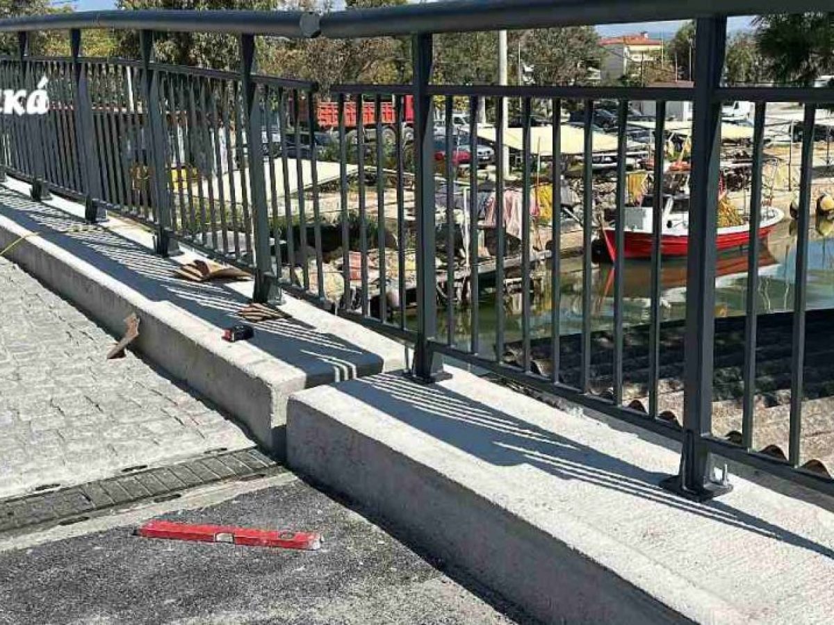 Σχεδόν έτοιμη η νέα γέφυρα του Ερασίνου στη Νέα Κίο (εικόνες)