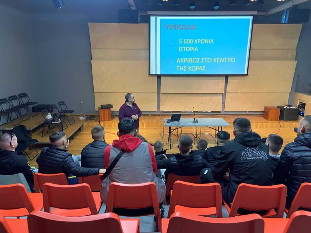 Σχολεία επισκέφθηκαν τον Δήμο Τρικκαίων και το Μουσείο Τσιτσάνη