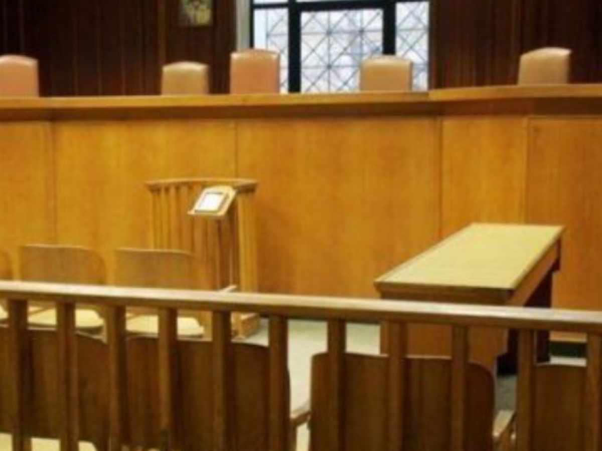 Σε 9 χρόνια κάθειρξη καταδικάστηκε 19χρονος για τον άγριο ξυλοδαρμό ηλικιωμένου στα Μεσάγγαλα