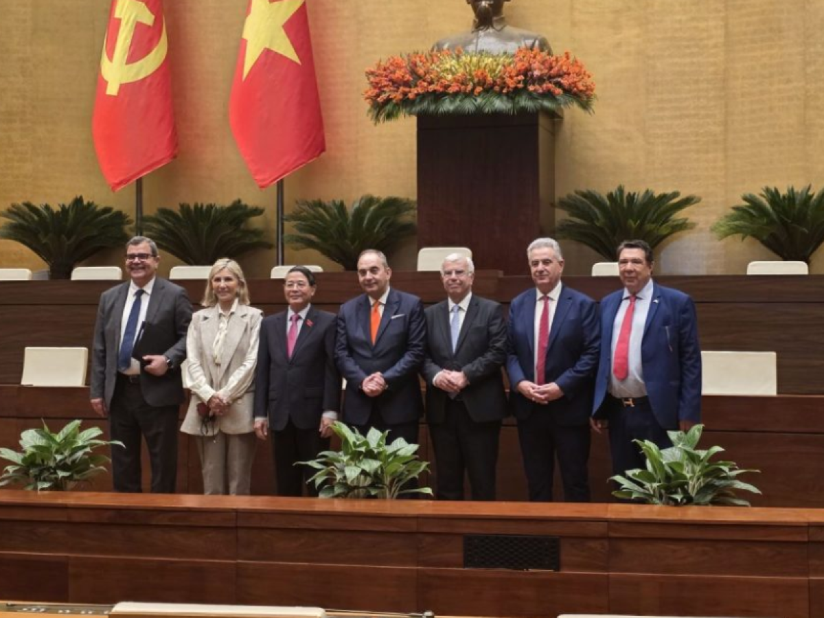 Σε επίσημη επίσκεψη στο Βιετνάμ με αντιπροσωπεία του Ελληνικού Κοινοβουλίου ο Πρόεδρος της Επιτροπής Οικονομικών Υποθέσεων,  Βουλευτής Ν.Λευκάδας, Θανάσης Καββαδάς